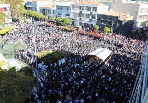 Şehid Pek i on binler uğurladı